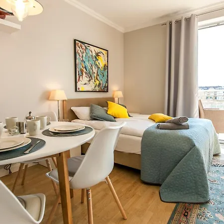 Lägenhet Uroczy Z Parkingiem Sopot