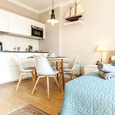 Uroczy Z Parkingiem Sopot