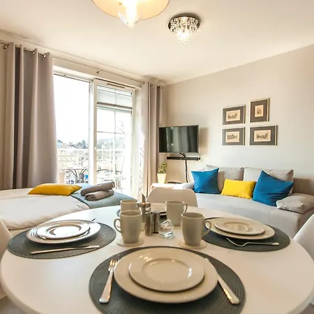 Lägenhet Uroczy Z Parkingiem