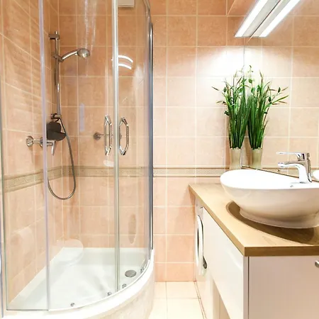 Appartement Uroczy Z Parkingiem Sopot