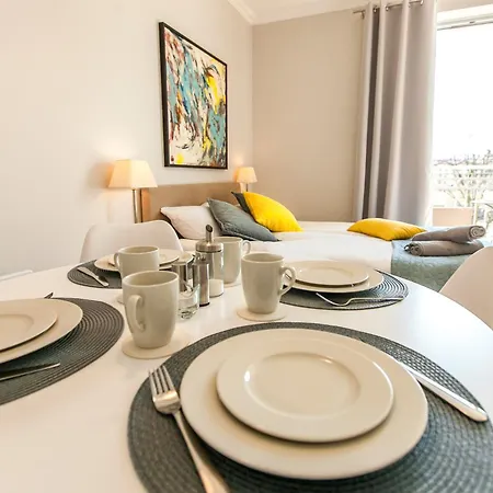 Appartement Uroczy Z Parkingiem Sopot