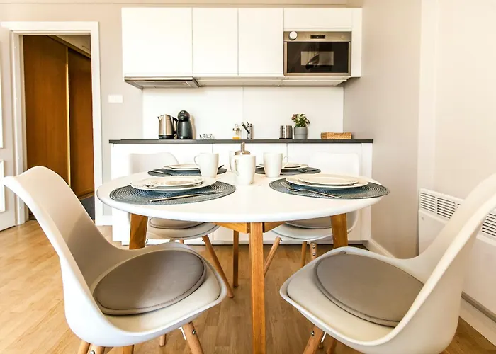 公寓 Uroczy Z Parkingiem