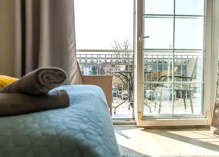 Uroczy Z Parkingiem * 索波特